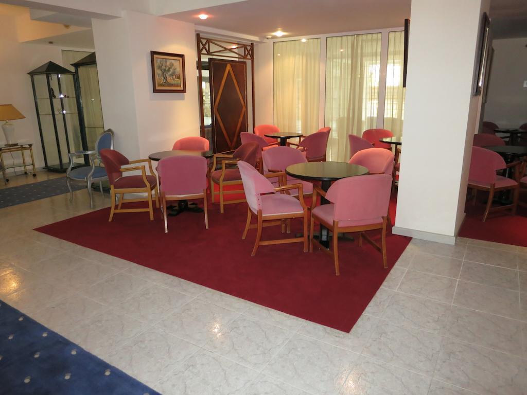 Portals Palace 4*