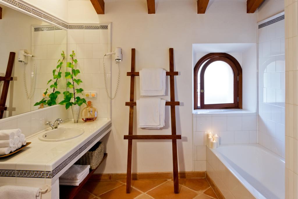 Hotel Roses 4*