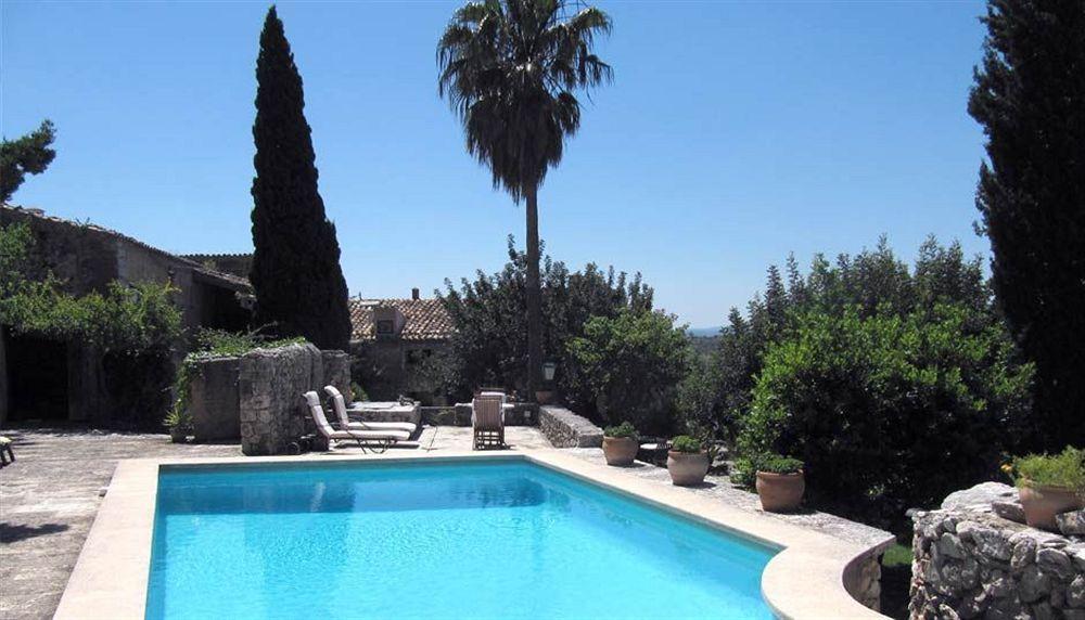 Hotel Es Castell 4*