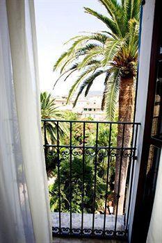 La Hotel