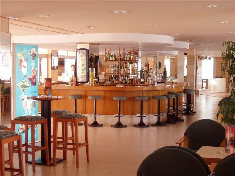 O7 Alondra Hotel