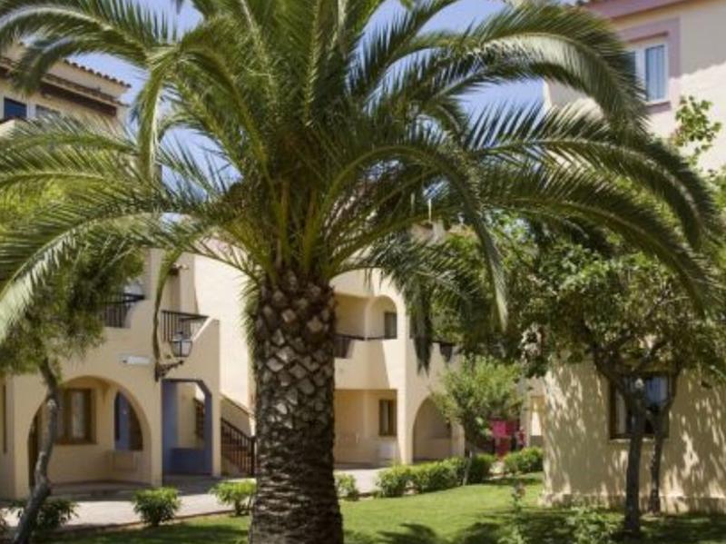 Globales Bouganvilla Apartahotel 3*