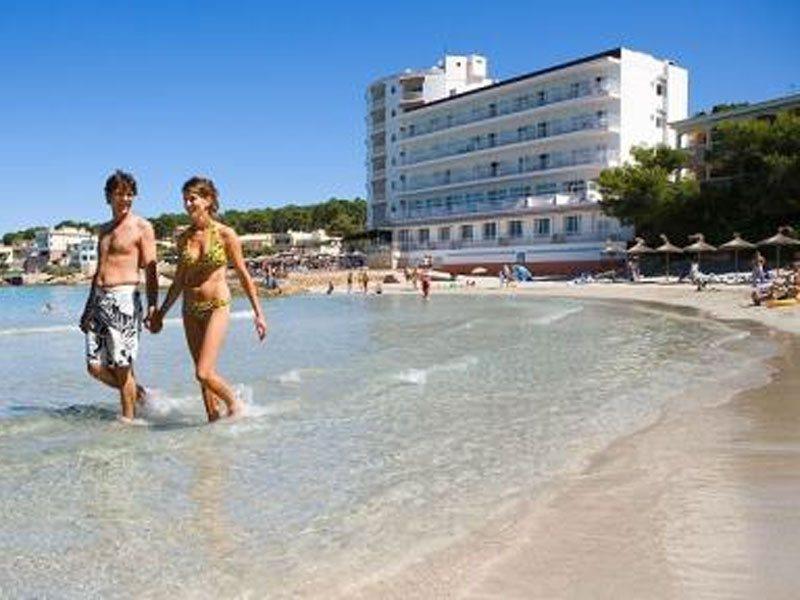 Universal Aquamarin Hotel