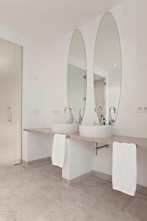 Jade By Cap Vermell Estate