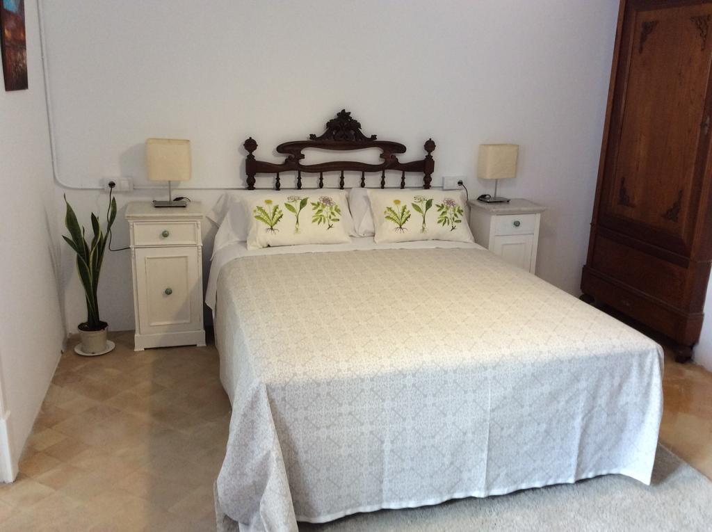 Ithaka Vacacional Pensión 3*
