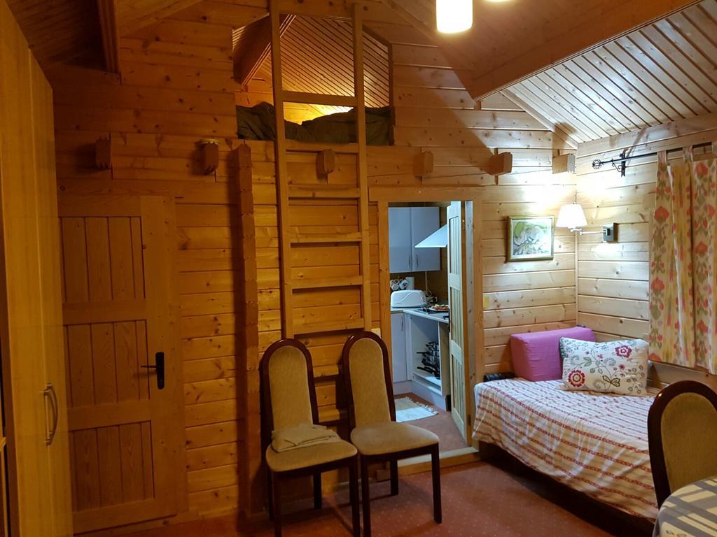 Wooden Bungalow Сasa de vacaciones *