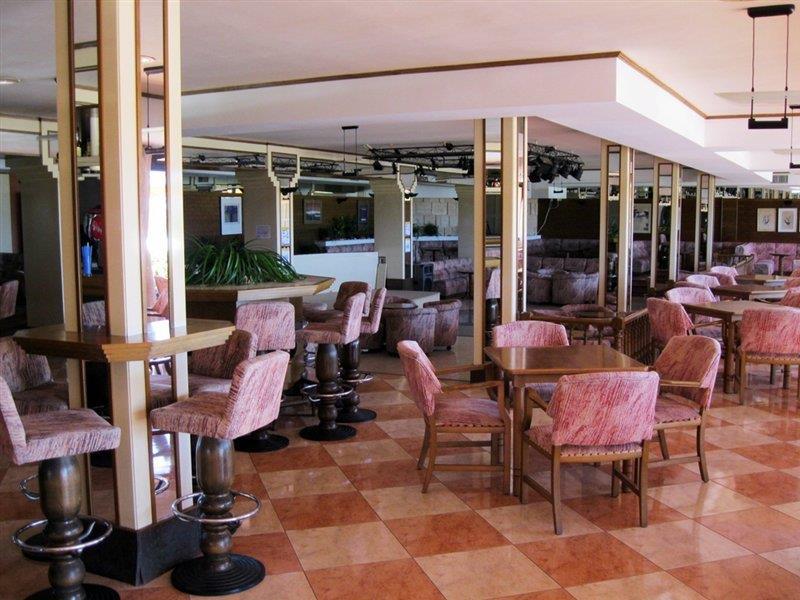 Na Taconera Hotel