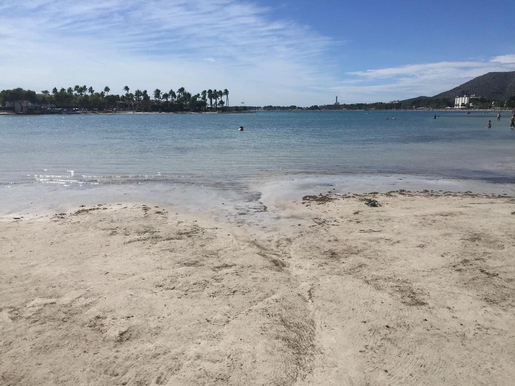 Сasa de vacaciones Adosado Con Piscina