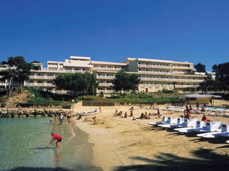 Hotel Occidental Cala Viñas 4*