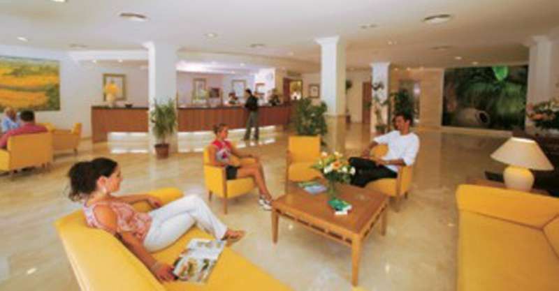 Y Morito Hotel 3*