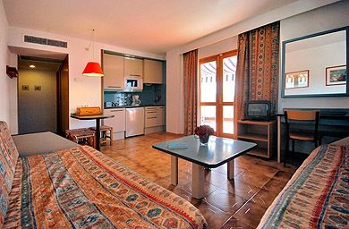 Apartahotel Ferrer Tamarindos Puerto de Alcúdia