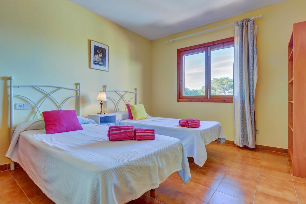 Aquari Villa