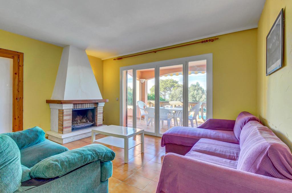 Aquari Villa *