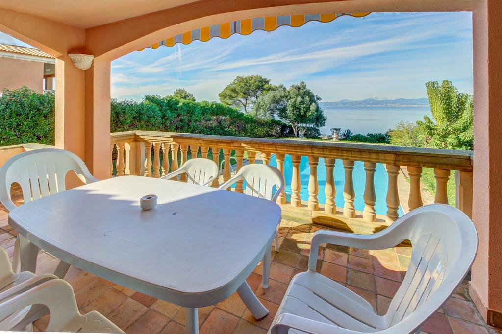 Aquari Villa
