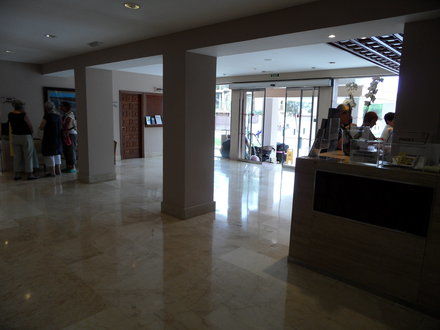 Hotel Universal Marques 4*