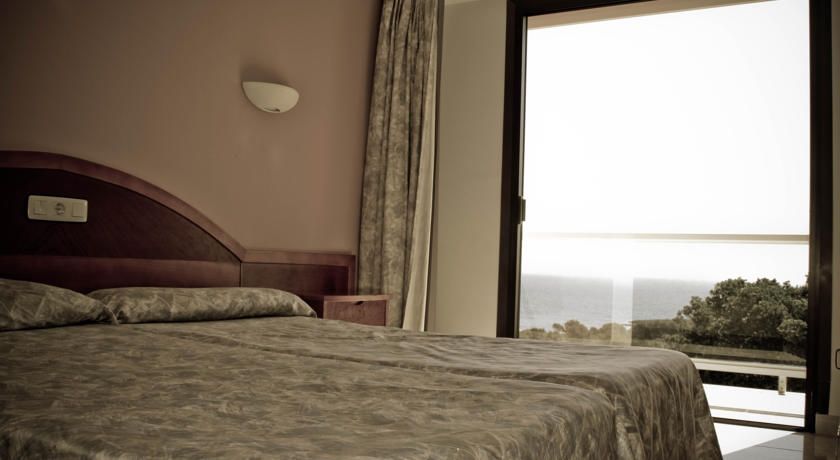 Na Taconera Hotel