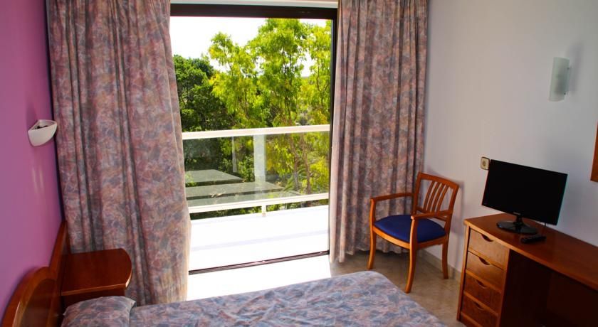 Hotel Na Taconera 4*