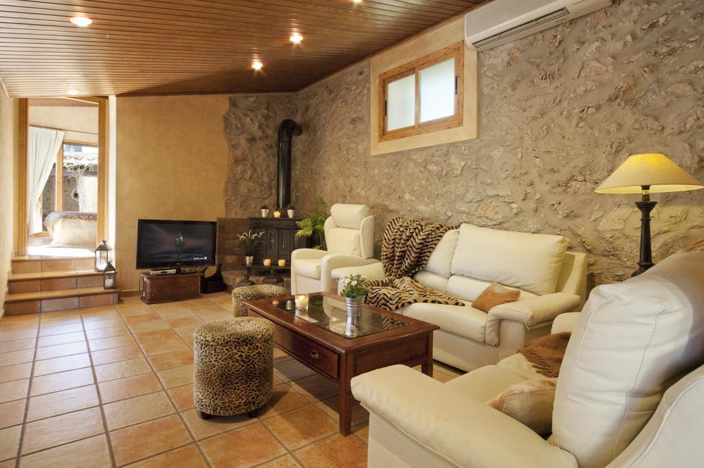 Magdalena Villa Calvia (Mallorca)