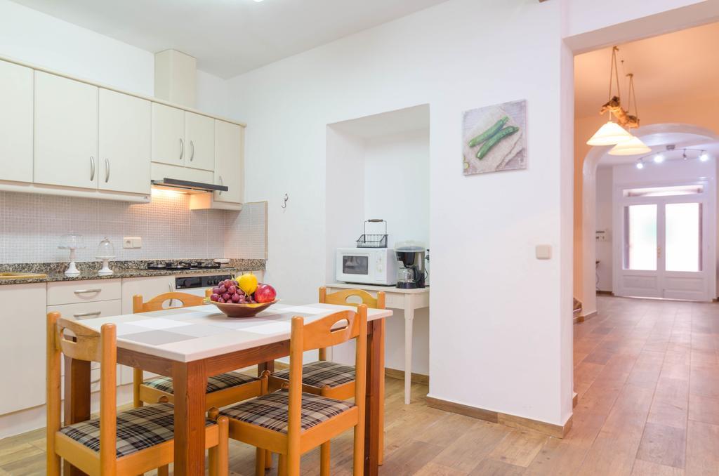 Yourhouse Es Comellar Lloret de Vistalegre