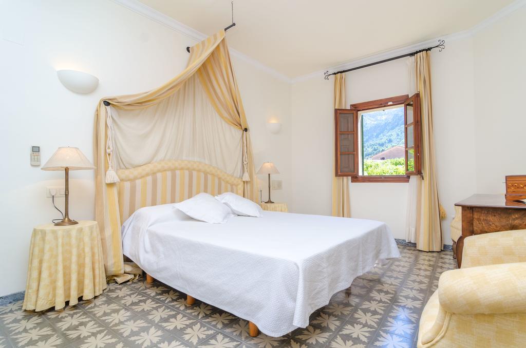 Pati Villa Sóller