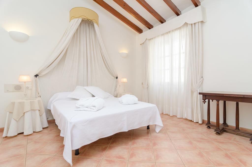 Pati Villa