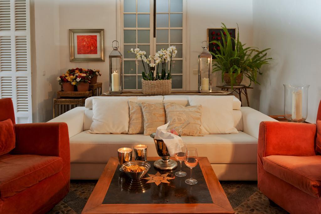 Roses Hotel 4*