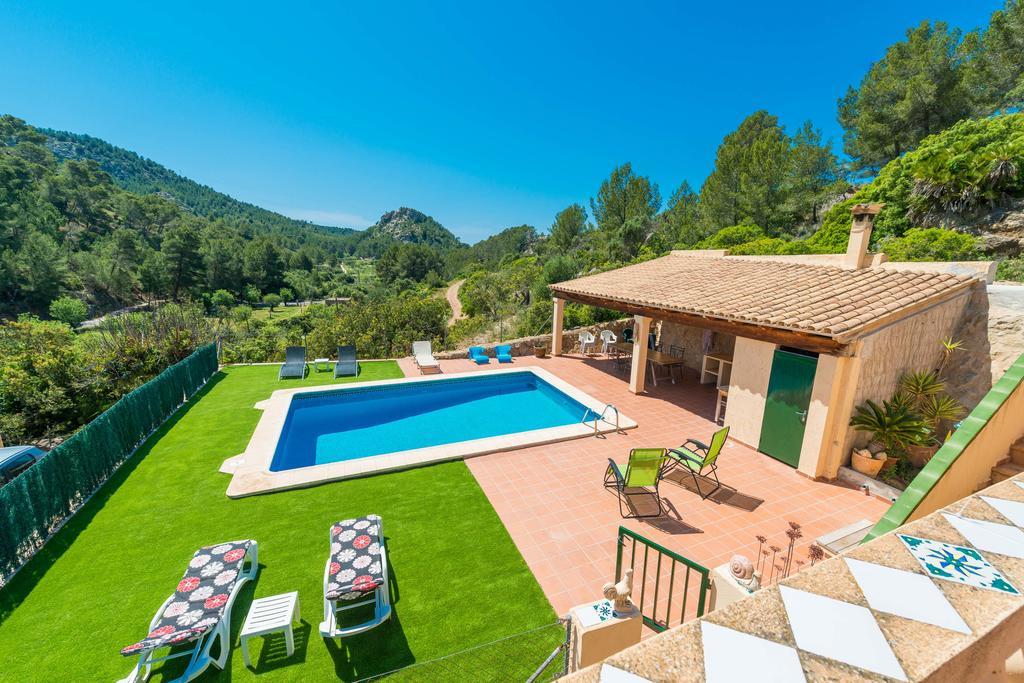 Perxota Villa *
