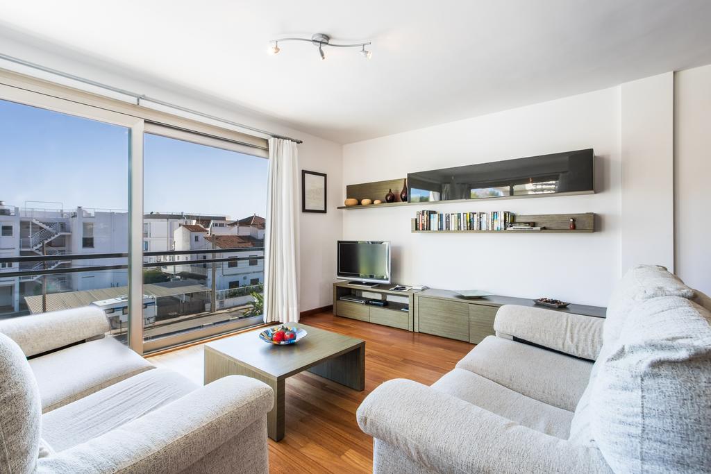 Apartment Penthouse La Nau By Homevillas360 Port de Pollenca
