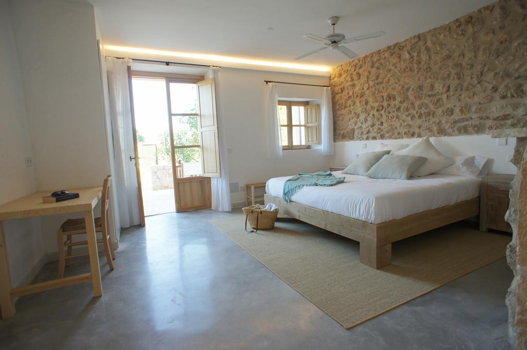 Ca Na Nina Farm stay *