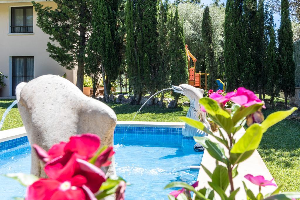 Llamas Villa