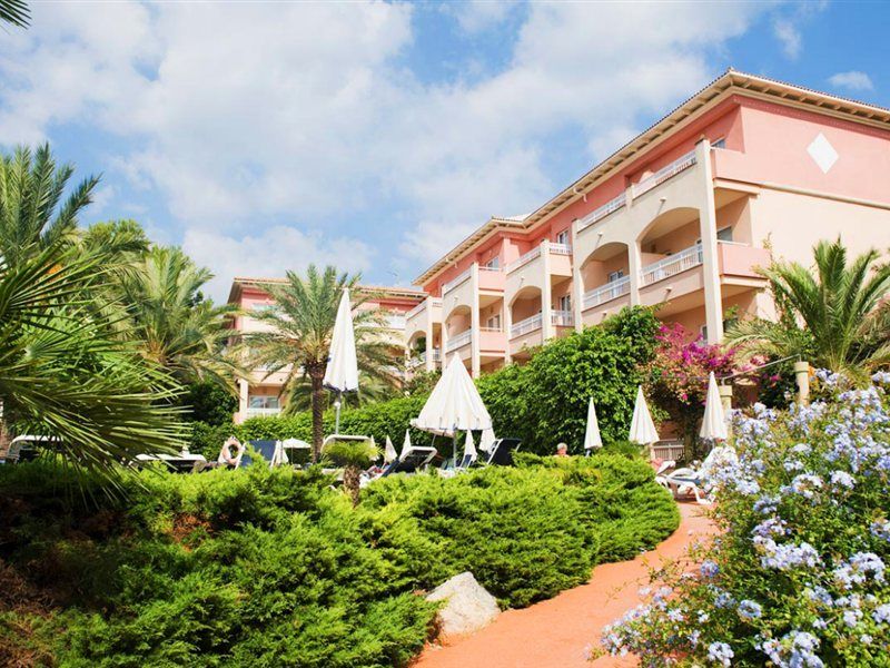 Garden Apartahotel
