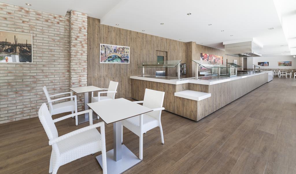 Globales Hotel 4*