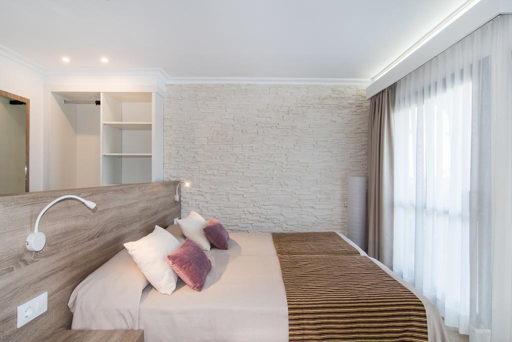 Na Taconera Hotel