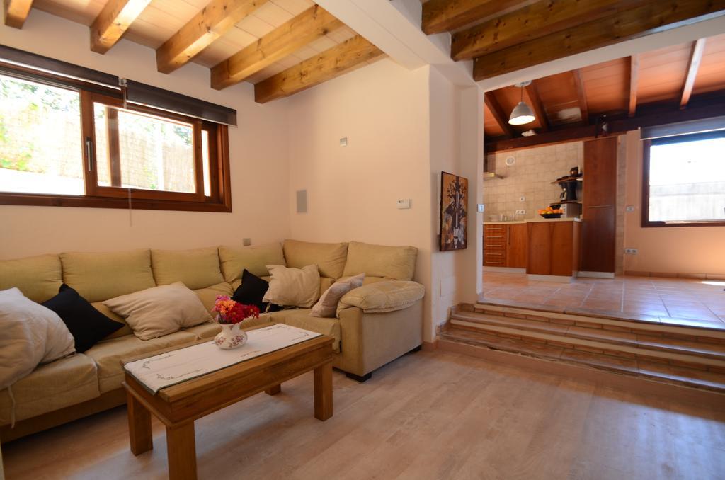 5 Oceanos Villa *