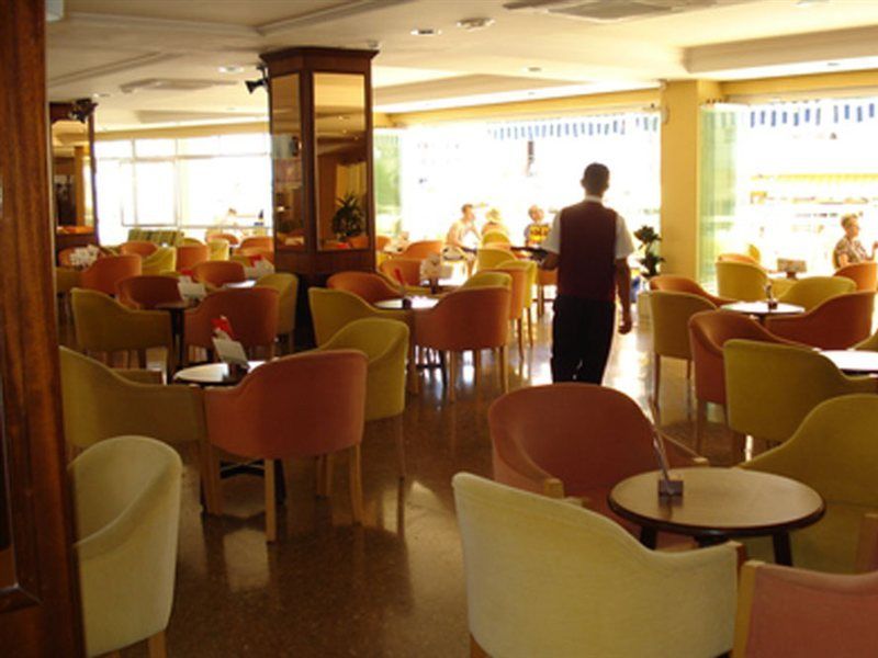 Hotel Universal Perla
