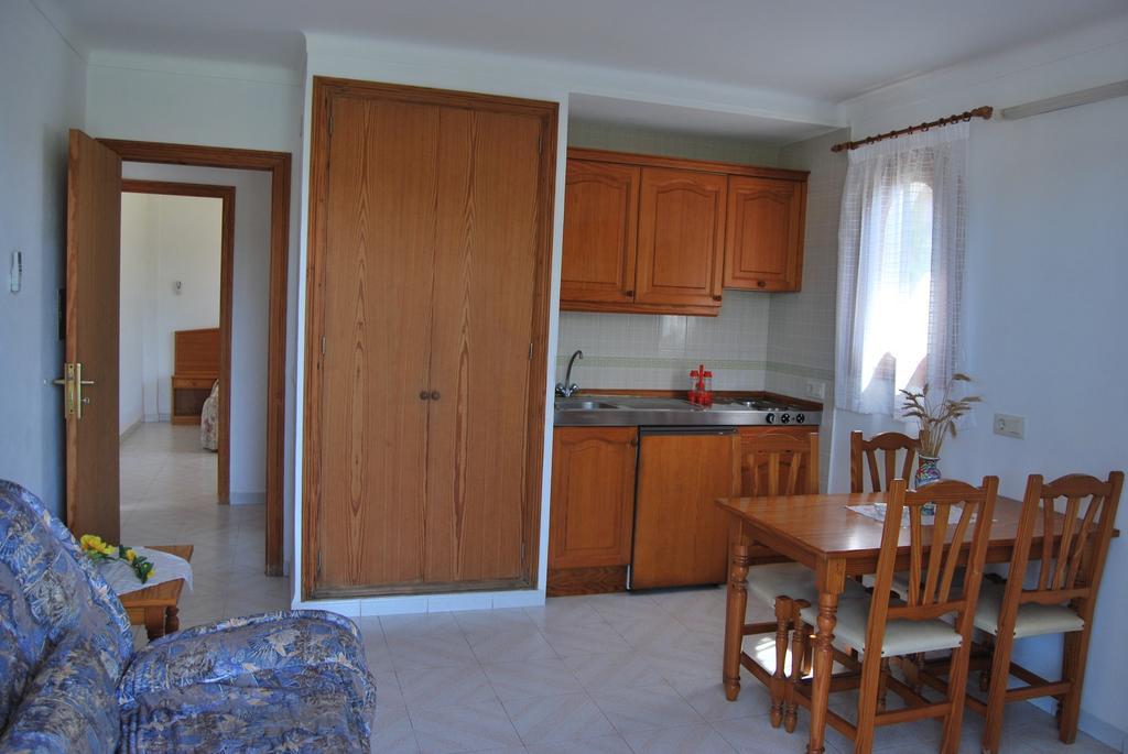 By G Bella Maria Apartahotel