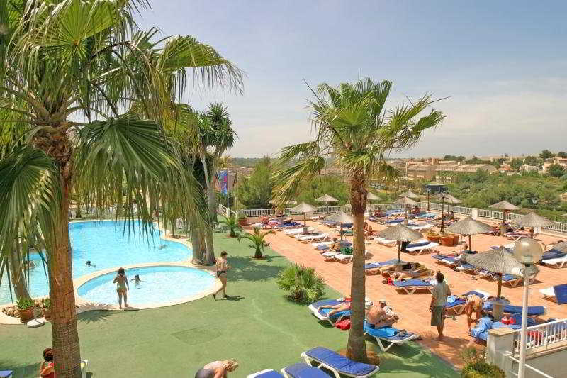 Flipflop Cala Mandia Hotel 3*