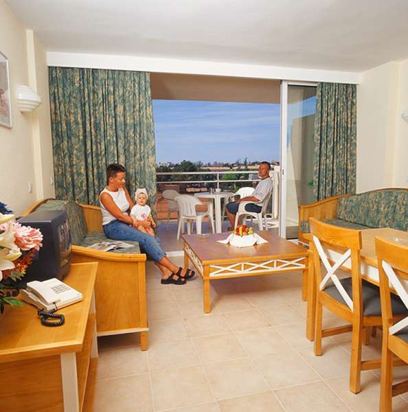 Protur Floriana 3* Sup Apartahotel Cala Bona (Mallorca)