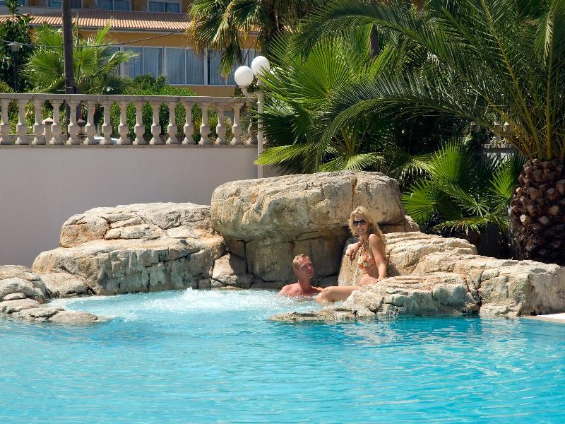 Grupotel Farrutx Hotel