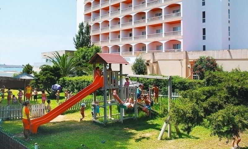 Universal Romantica 4*