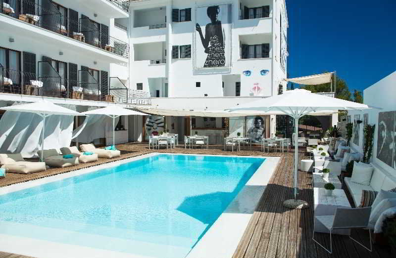 Zhero Hotel 4*