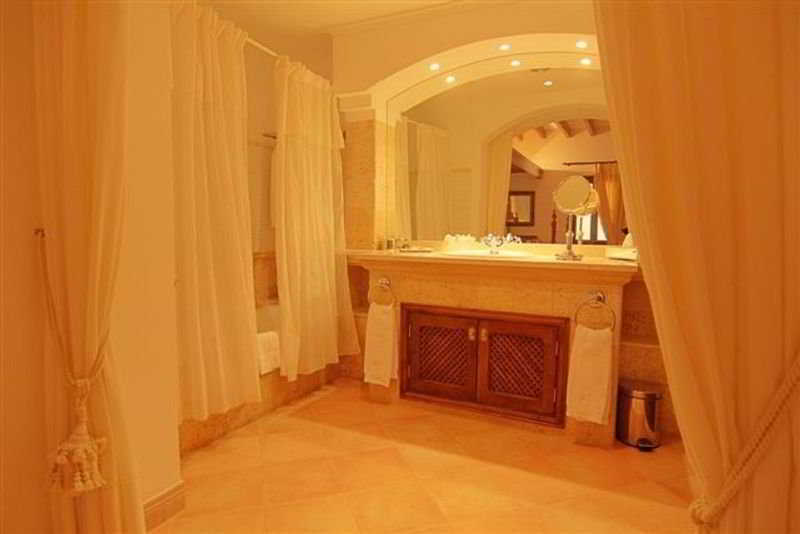 Hotel Puig De Ros D'alt 4*