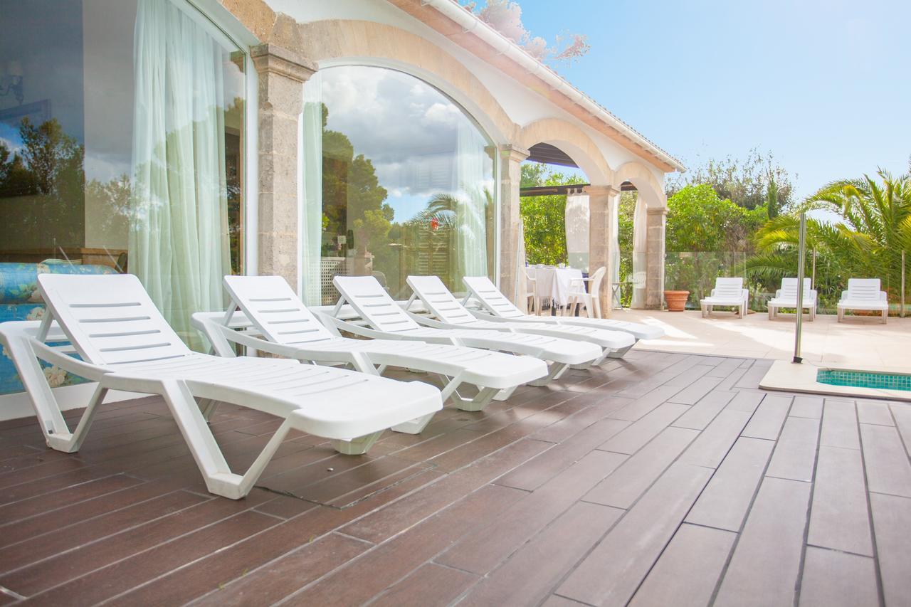 Romana Bonaire