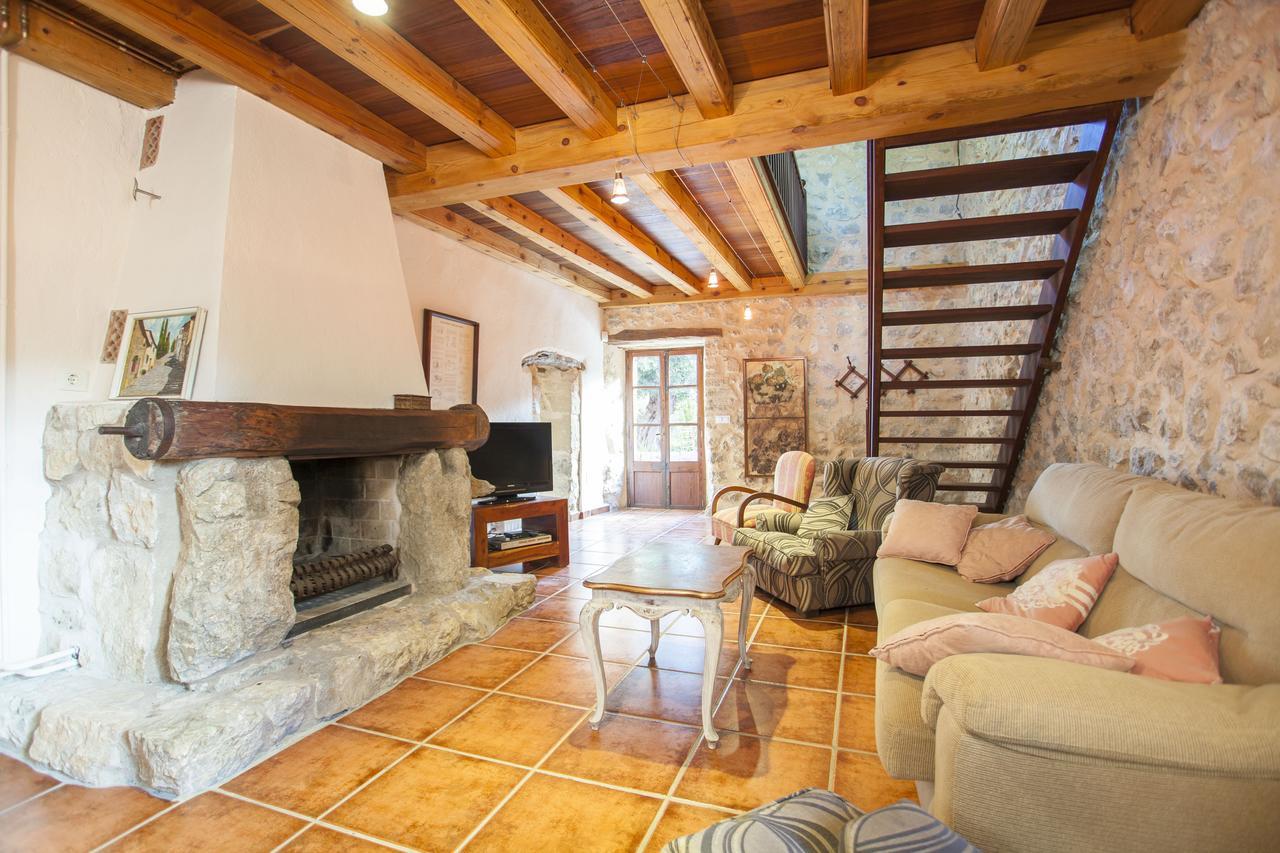 Guillo Villa *