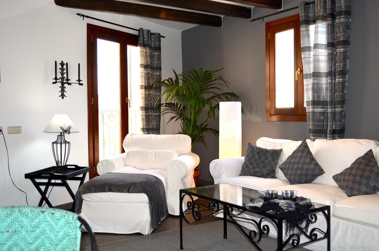 Edificio Duplex Roses Apartamento Moscari