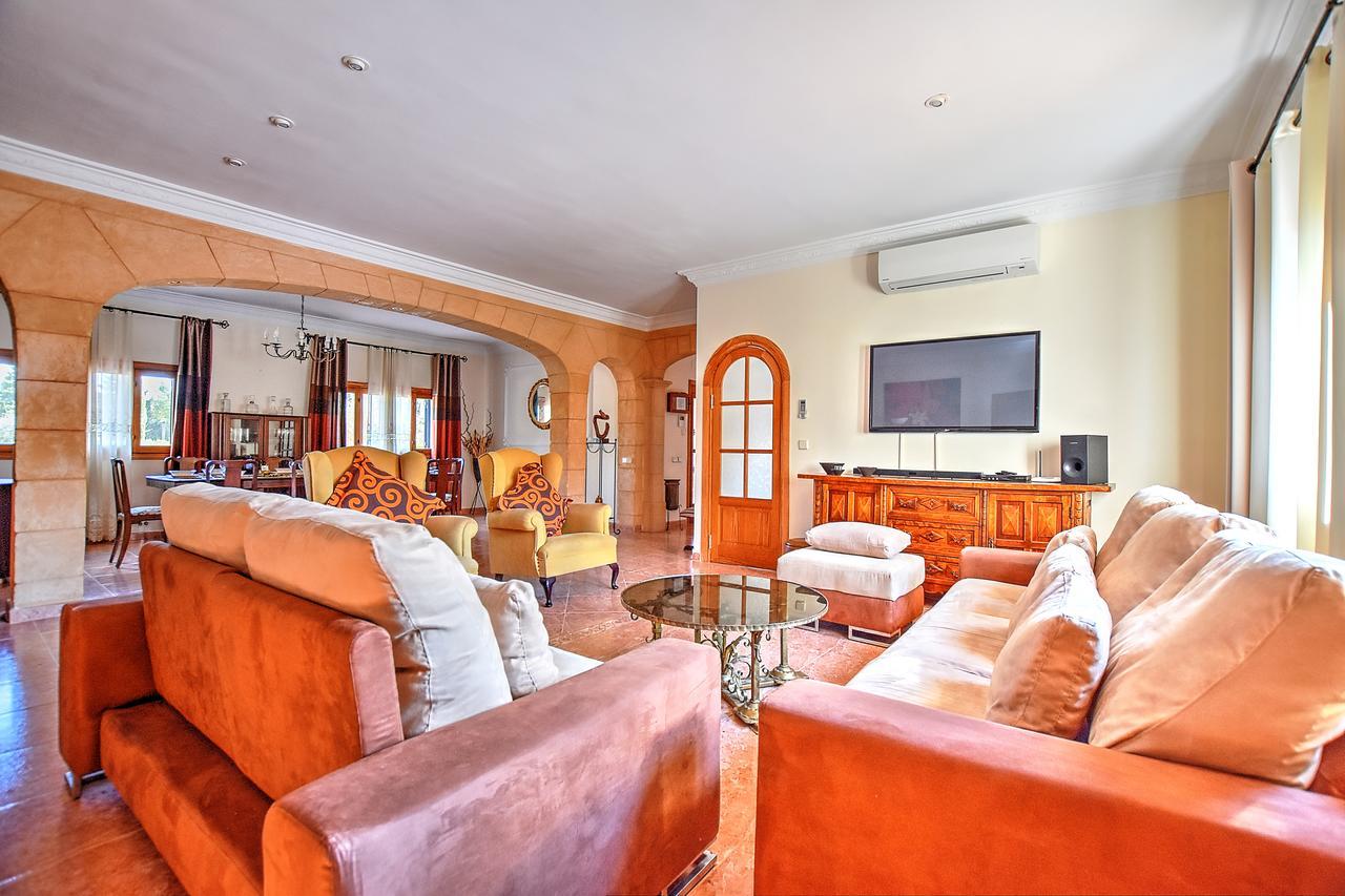 Villa Segundo *