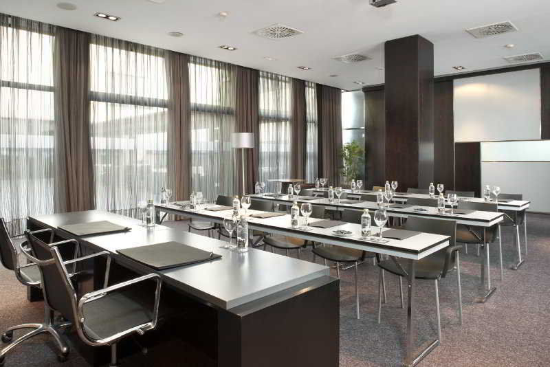 Hotel Ac Ciutat De By Marriott