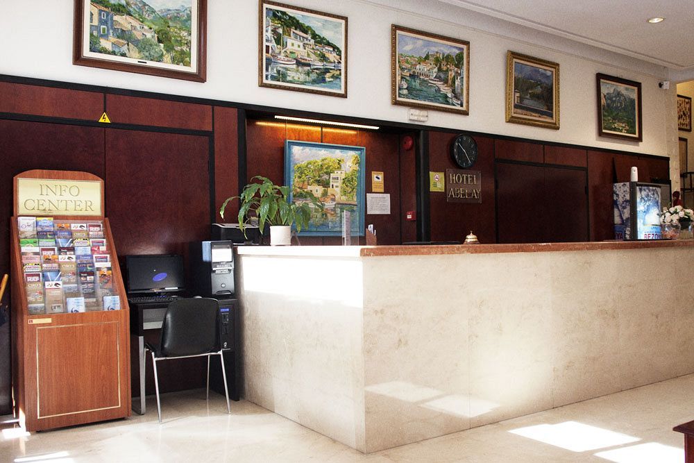 Hotel Abelay 2*