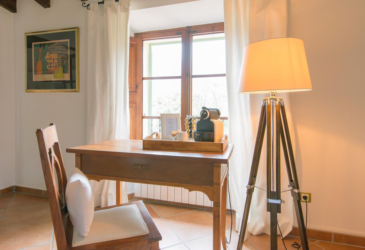 Coll Boutique - Adults Only 4*