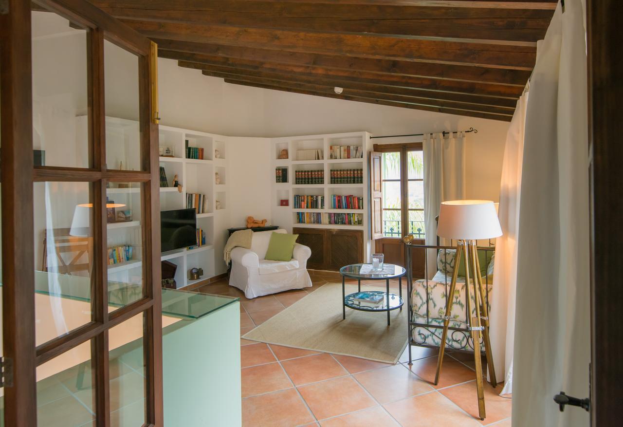 Coll Boutique - Adults Only Soller